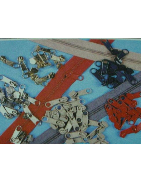 Cerniere e cursori. Varie misure e colori.