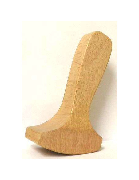 Patacabra. Herramienta manual de madera para asentar cantos.
