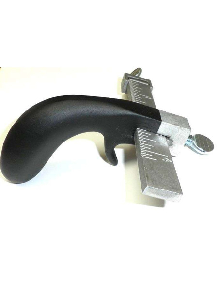 CORTADOR DE TIRAS DE ALUMÍNIO