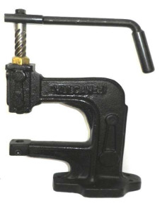 MACCHINA VULCANICA