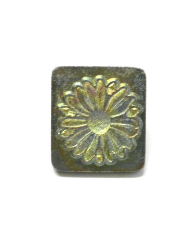 3D STAMP. DAISY