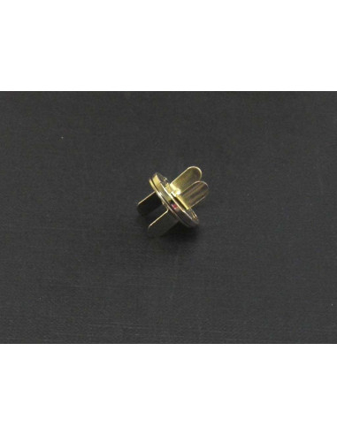 TANCAMENT O BROCHE AMB IMAN