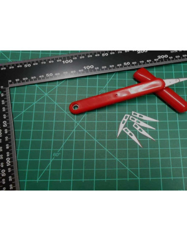 OUTILS DE COUPE DU CUIR